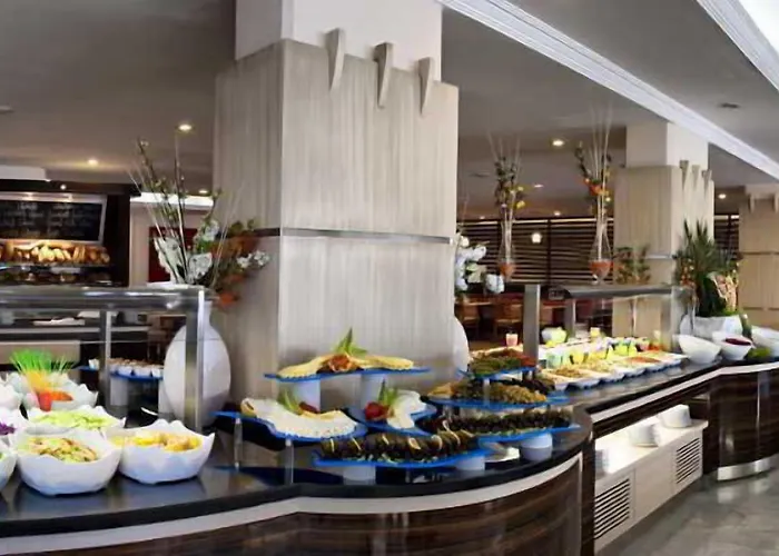 埃斯菲斯亚度假村 - 全包 度假村 库萨达斯